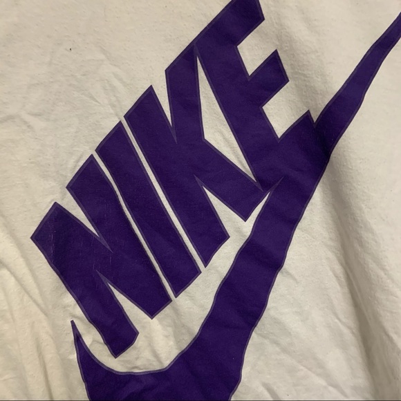 Cropped Nike t-shirt - Picture 3 of 4